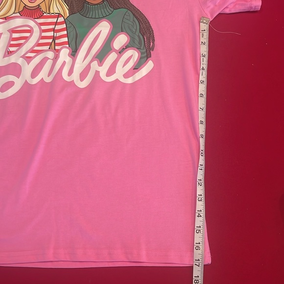 NEW Barbie T-Shirt - Picture 3 of 4
